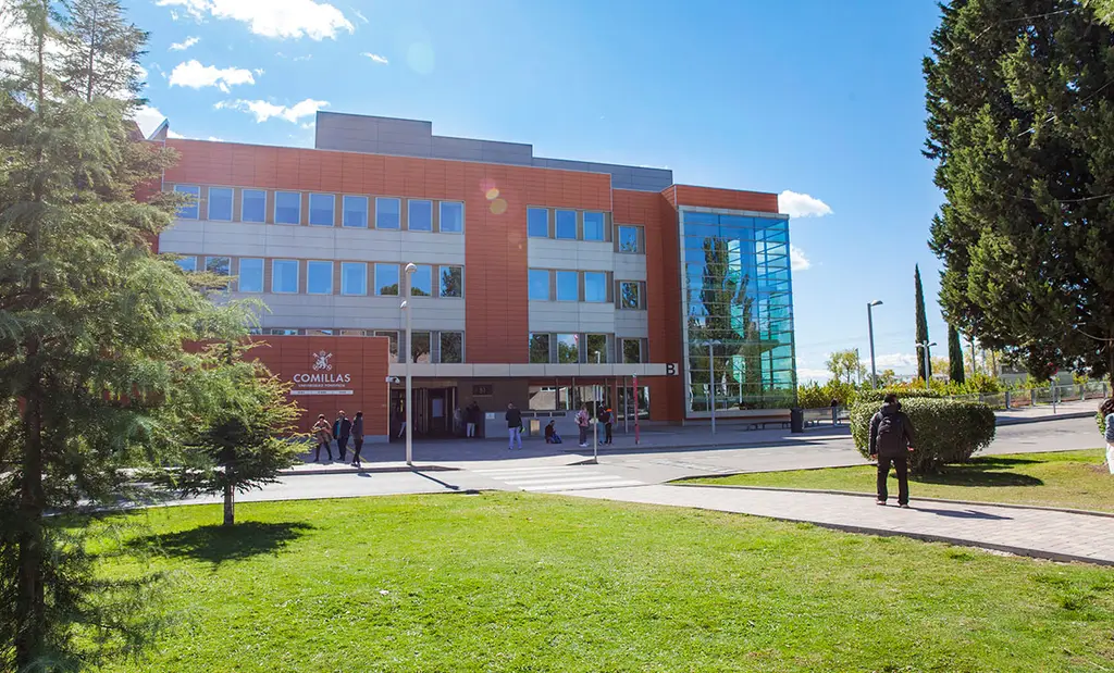 Facultad de Teología Comillas