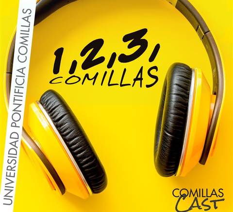 Imagen de unos auriculares amarillos sobre un fondo claro con texto relacionado con la Universidad Pontificia Comillas.