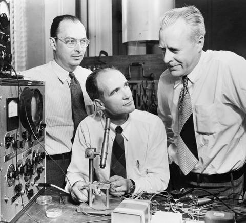 Bardeen_Shockley_Brattain_1948.jpeg