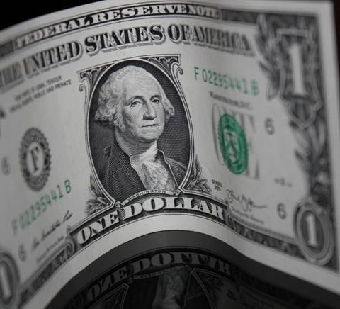 Una imagen de un billete de un dólar de Estados Unidos con la figura de George Washington.
