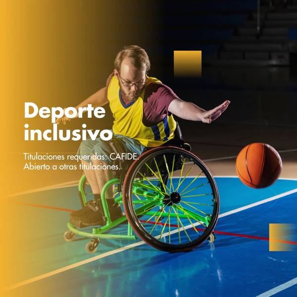 A man in a wheelchair playing basketball on an indoor court, reaching for a ball, under a banner stating 'Deporte inclusivo'.