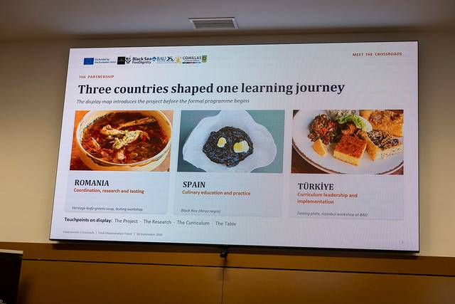 La imagen muestra una presentación sobre la influencia de tres países en un viaje de aprendizaje culinario.