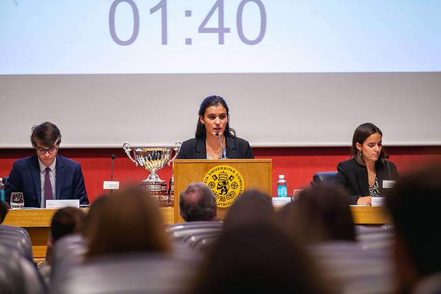 Trofeo debate rector3.jpeg