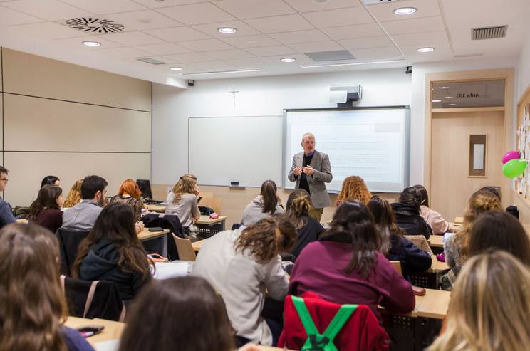 Students in class Cantoblanco Comillas University