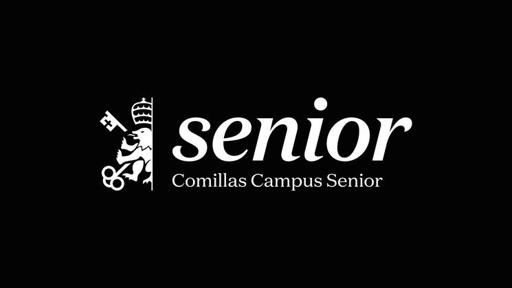 Logotipo de Comillas Campus Senior sobre fondo negro.