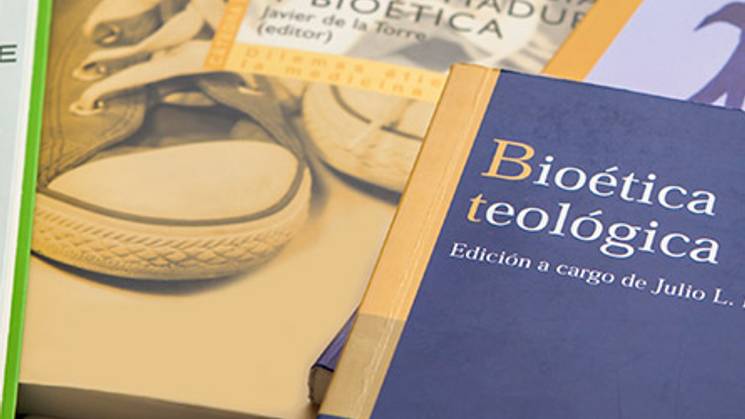 Cátedra Bioética