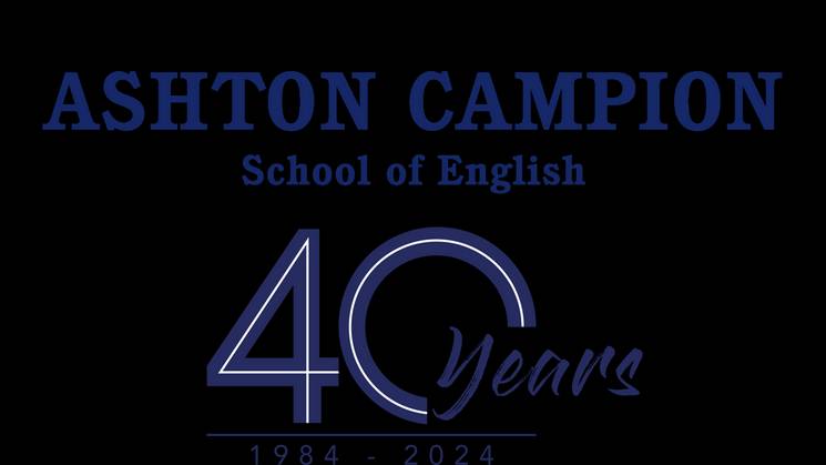 Logotipo del 40 aniversario de Ashton Campion School of English, que celebra desde 1984 hasta 2024.