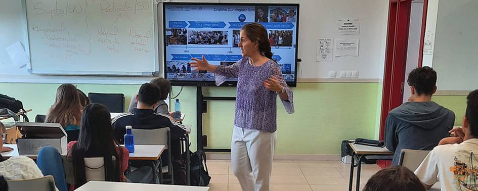 La Cátedra Mujer STEM organizó varias charlas motivadoras en centros educativos