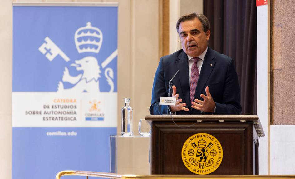 Margaritis Schinasdurante la presentación de la Cátedra de Estudios sobre Autonomía Estratégica de la Universidad Pontificia Comillas