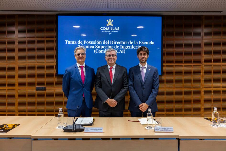 Ceremonia de toma de posesión del nuevo director de la Escuela Técnica Superior de Ingeniería de Comillas.