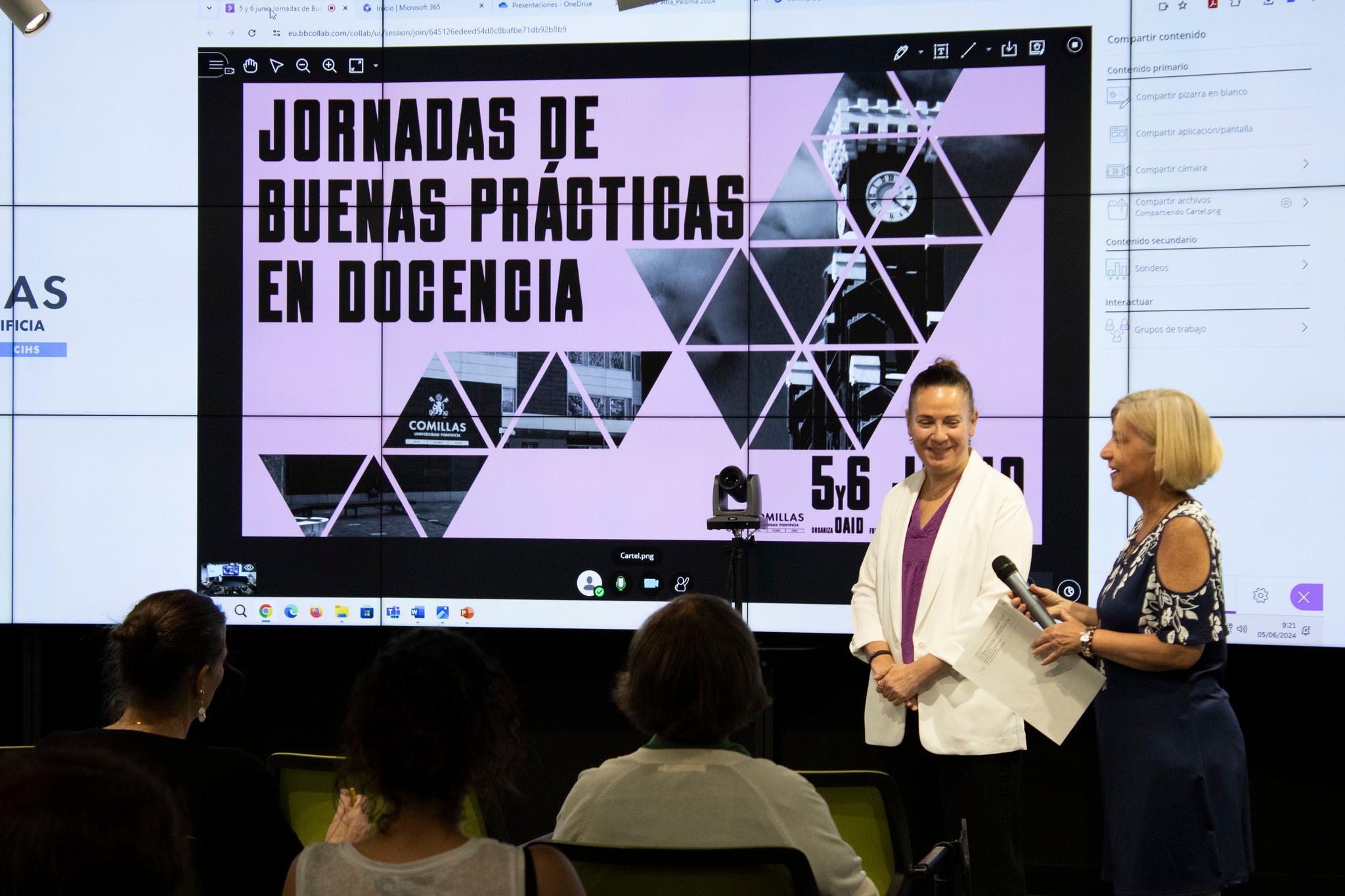 Two women standing in front of a presentation titled 'Jornadas de Buenas Prácticas en Docencia' with an audience in the foreground.