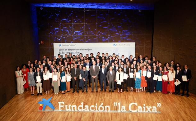 rey_entrega_becas_la_caixa_20250604_11.jpeg
