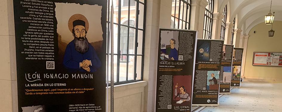 La exposición itinerante a su paso por el claustro de la Iglesia de San Francisco de Borja en Jesuitas Maldonado