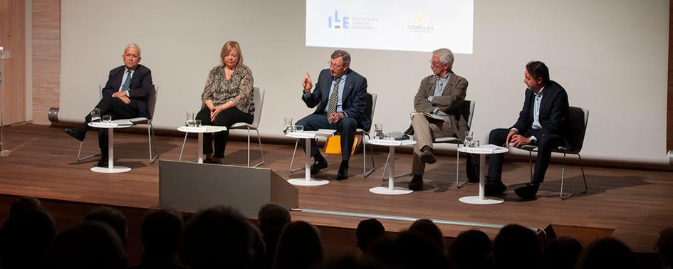 La traducción de “El Ideal de la Humanidad” se presentó en un acto homenaje al profesor Enrique Menéndez, SJ