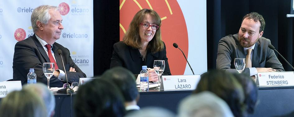 La Cátedra bp de Energía y Sostenibilidad participó en una conferencia con Lara Lázaro