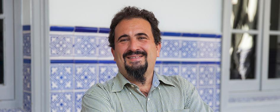 Carlos Ballesteros, director de la Consultoría Social Empresarial ICADE