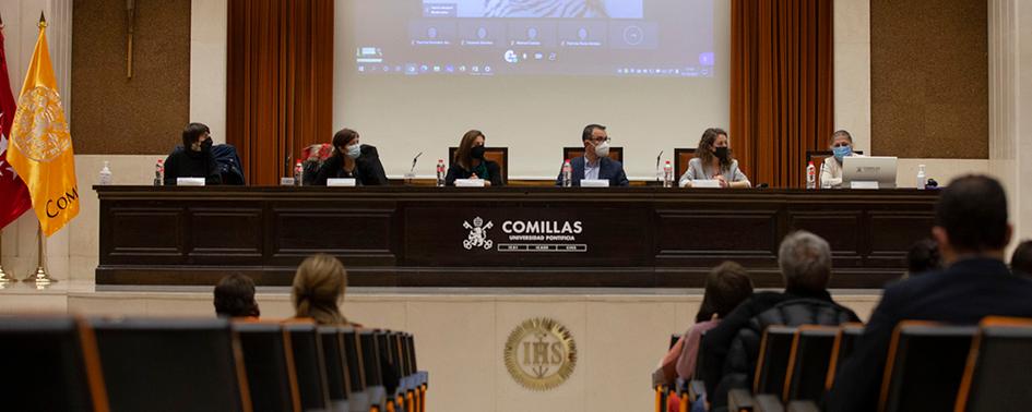 La Clínica Jurídica organiza una mesa de diálogo sobre derecho y compromiso social