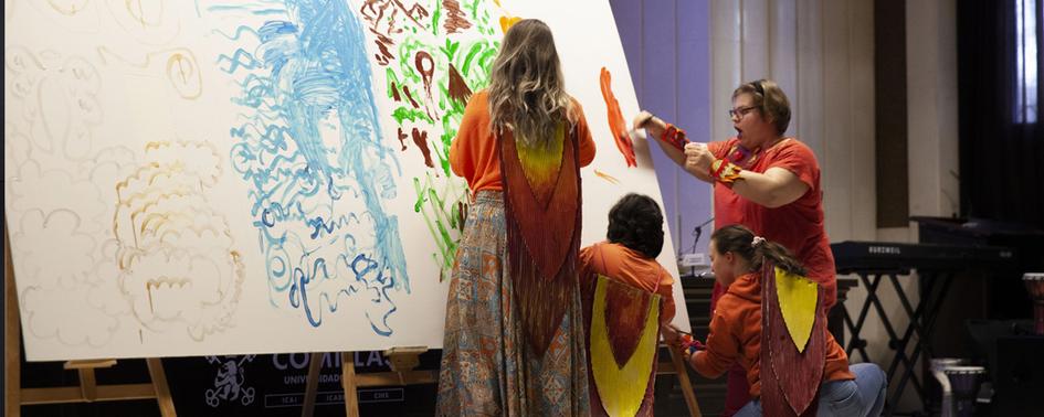 Los alumnos de DEMOS llevaron a cabo una muestra de su trabajo en los talleres de Comillas Arte