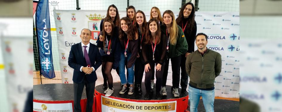 Alumnos de Comillas en el XXI campeonato UNIJES celebrado en Sevilla.