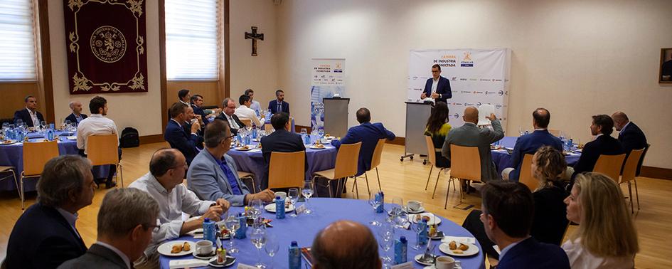 El presidente de IBM España, Horacio Morell, acudió a los Desayunos con CEO que organiza la Cátedra de Industria Conectada