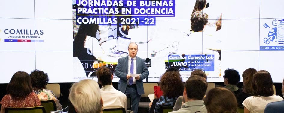 El rector de la universidad, Enrique Sanz, SJ, quiso agradecer el compromiso de los profesores participantes y asistentes a las jornadas