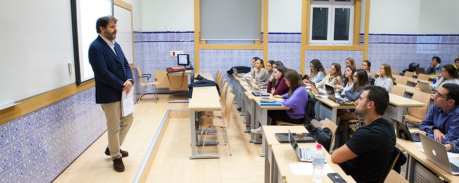 Íñigo Berricano, socio director de Linklaters y profesor del máster