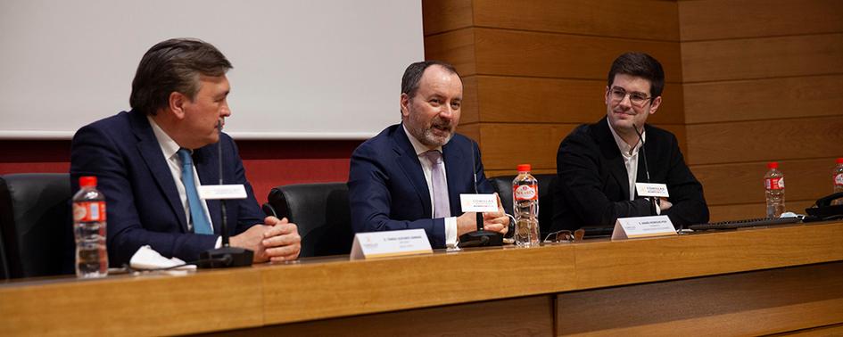 El Observatorio Criteria albergó una mesa redonda sobre la España vaciada con el profesor Rodríguez-Pose y el diputado Tomás Guitarte