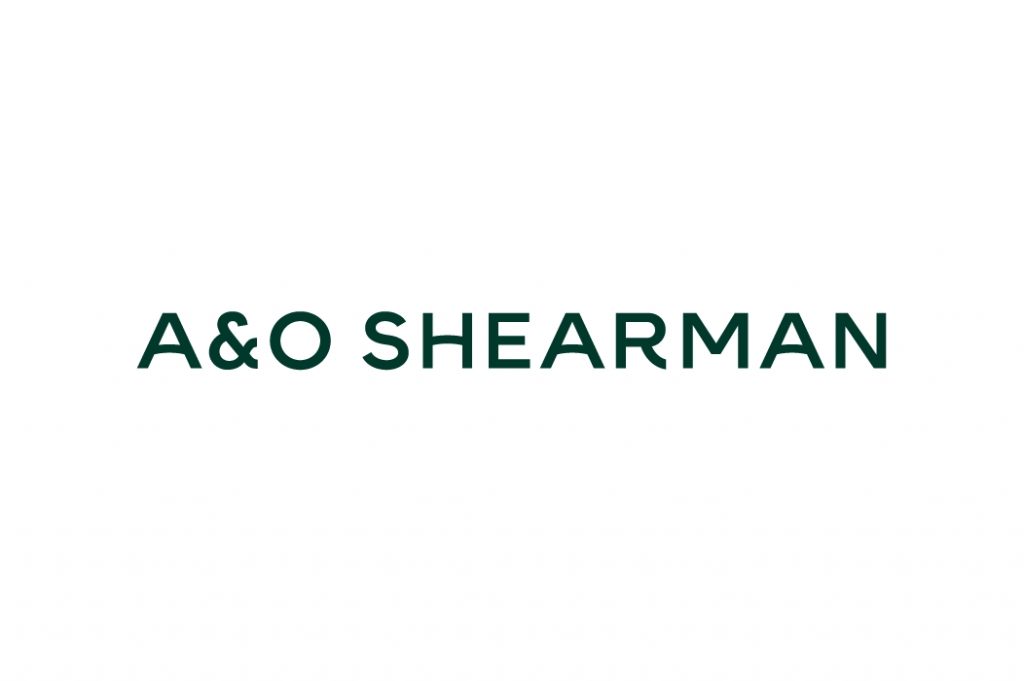 Logotipo de 'A&O SHEARMAN' en texto verde sobre fondo blanco.