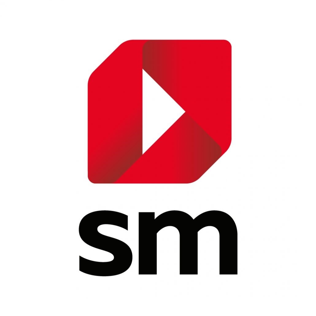 Logotipo de la empresa SM con un diseño moderno y sencillo.