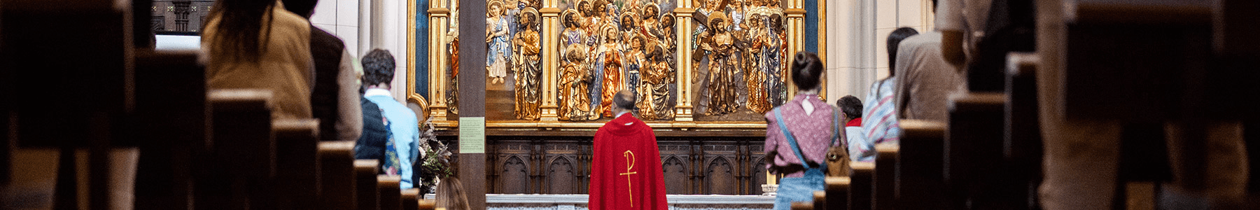 Celebración del culto en la Iglesia de la Inmaculada y San Pedro Claver